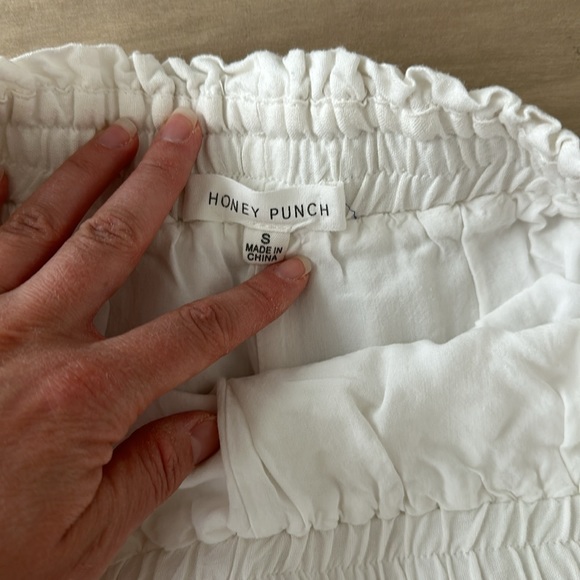 White Linen DrawString Short - Picture 2 of 3